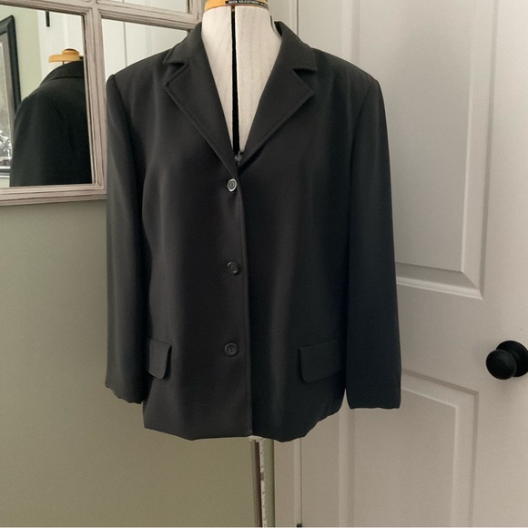 JESSICA, BLACK BLAZER, SIZE: L - Picture 1 of 7